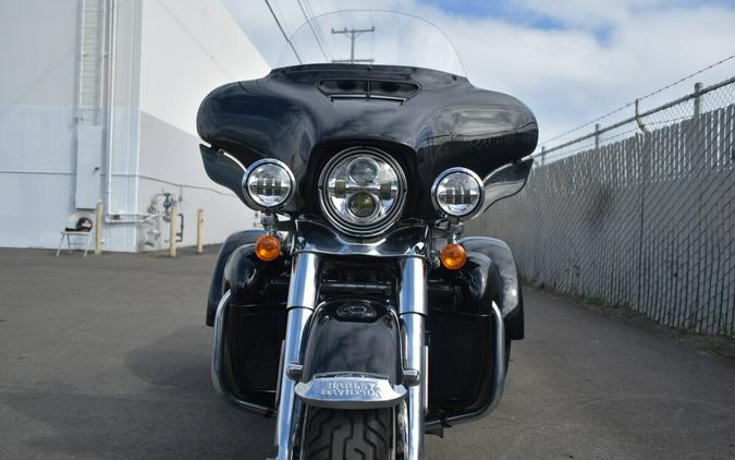 2020 FLHTCUTG Vivid Black