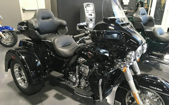 2024 Harley-Davidson FLHTCUTG - Tri Glide Ultra