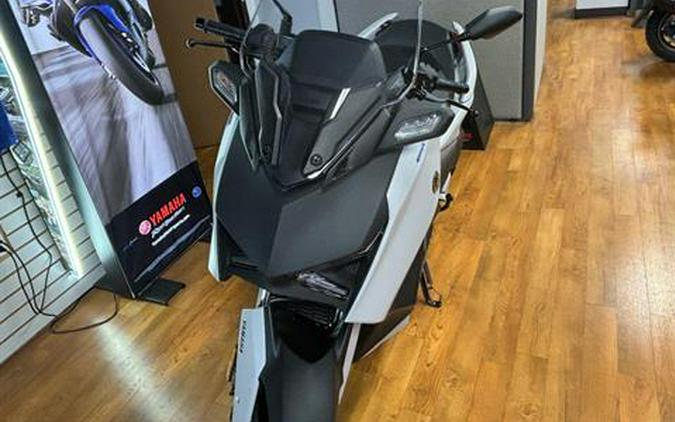 2024 Yamaha XMAX