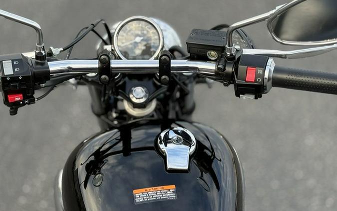 2026 Yamaha XV250T1B