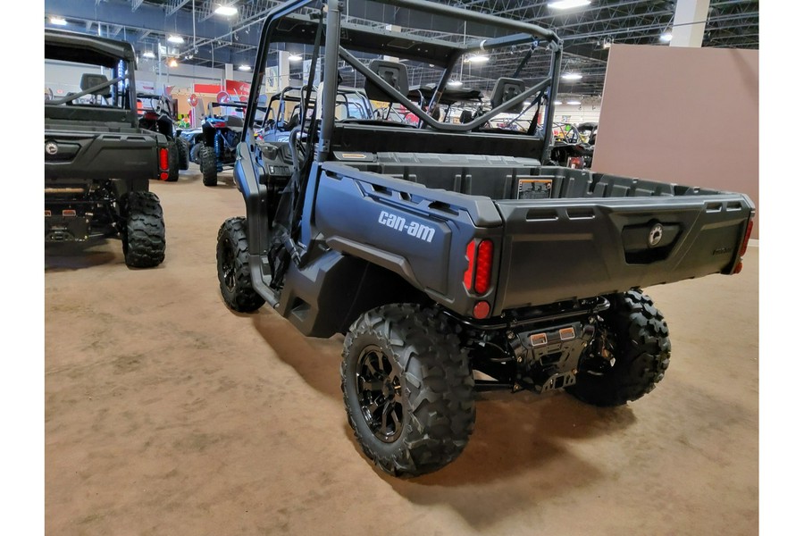2023 Can-Am DEFENDER DPS HD7