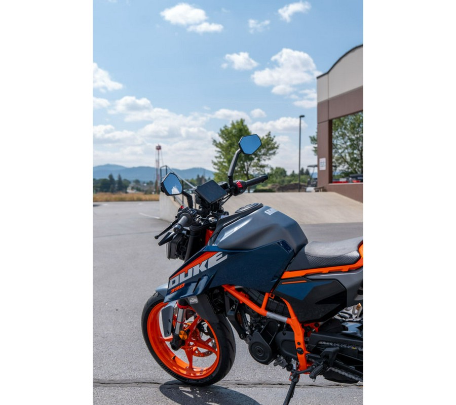 2024 KTM Duke 390