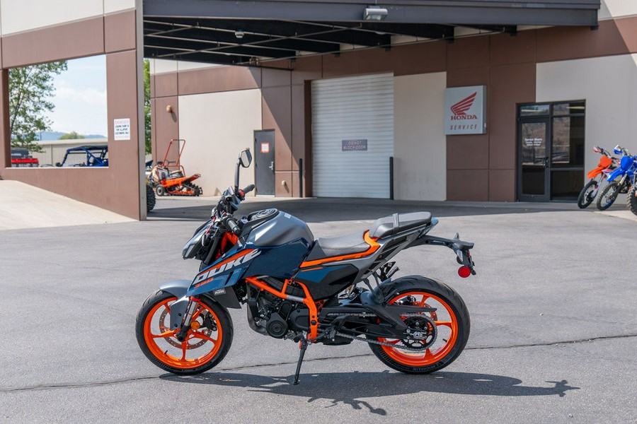 2024 KTM Duke 390