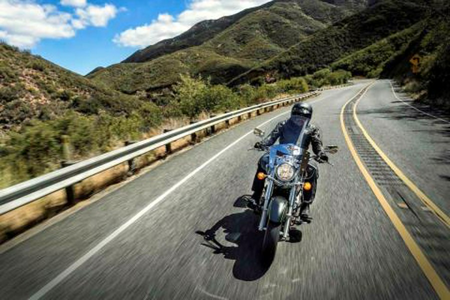 2015 Kawasaki Vulcan® 900 Classic LT
