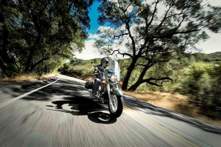 2015 Kawasaki Vulcan® 900 Classic LT