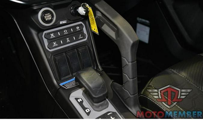 2025 Can-Am Maverick R Max X RS