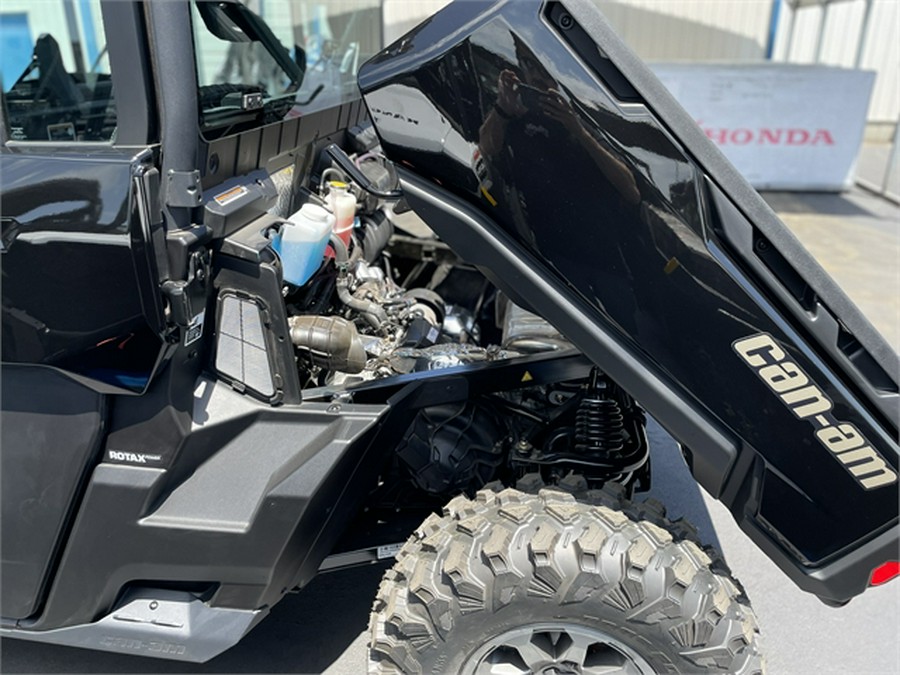 2024 Can-Am Defender MAX Lone Star CAB