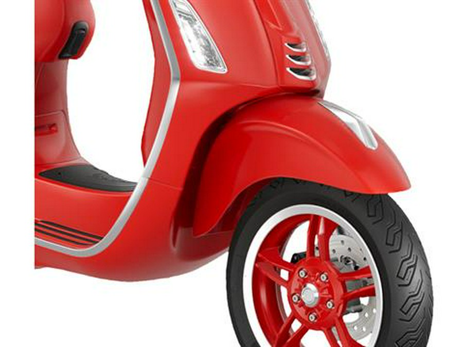 2025 Vespa Primavera 50 Red