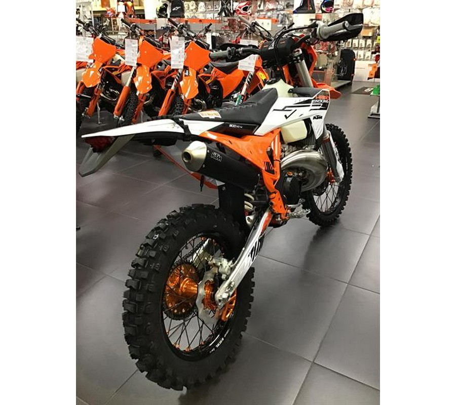 2026 KTM 300 XC-W Hardenduro