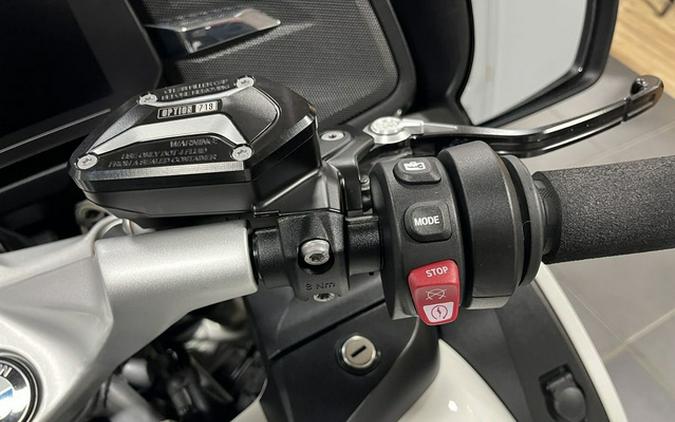 2023 BMW R 1250 RT Alpine White