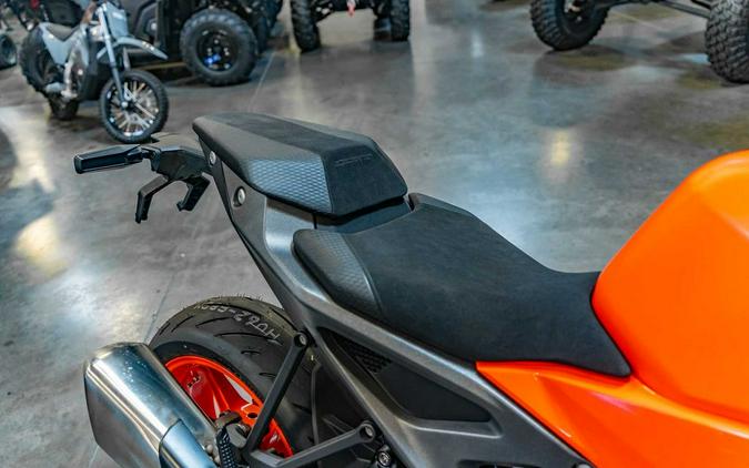 2024 KTM 990 Duke