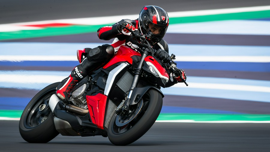 2023 Ducati Streetfighter V2