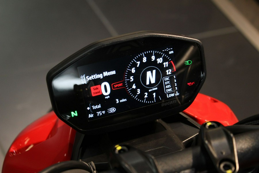 2023 Ducati Streetfighter V2