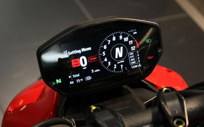 2023 Ducati Streetfighter V2