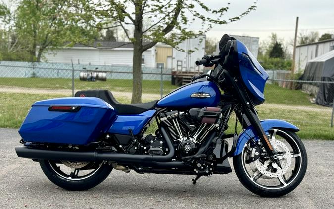 2024 Harley-Davidson Street Glide® Blue Burst - Black Finish