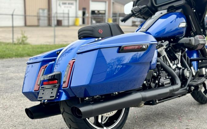 2024 Harley-Davidson Street Glide® Blue Burst - Black Finish