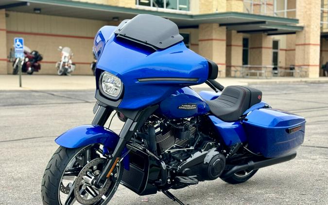 2024 Harley-Davidson Street Glide® Blue Burst - Black Finish