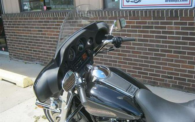 2005 Harley Davidson Electra Glide Classic {Carb.]