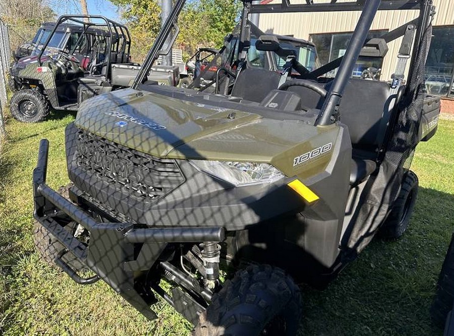 2025 Polaris RANGER 1000 EPS Green. Power steering!
