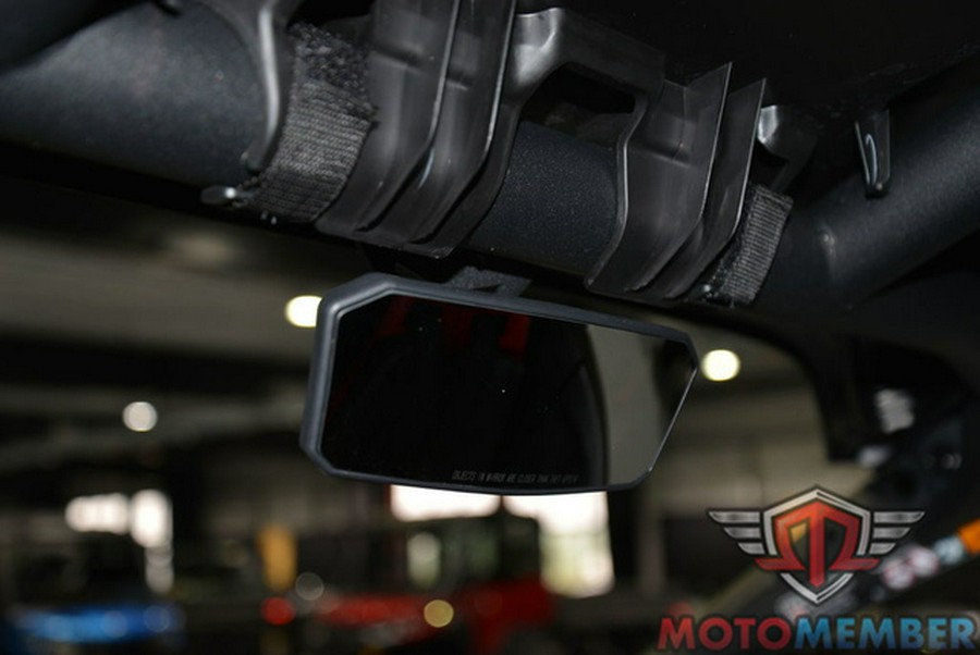 2025 Can-Am Maverick R Max X RS With Smart-Shox X rs