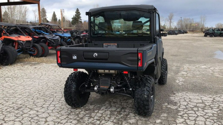 2026 Can-Am® Defender XT CAB HD11