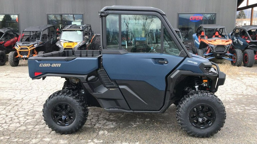 2026 Can-Am® Defender XT CAB HD11