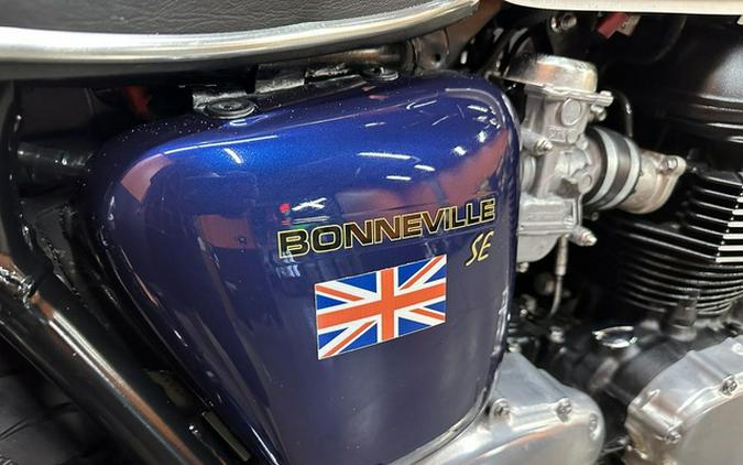 2012 Triumph Bonneville SE Two-Tones