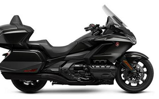 2021 Honda Gold Wing Tour DCT Review: Madonna Bound, Two-Up