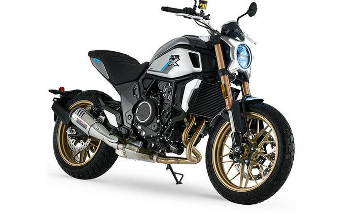 2022 CFMOTO 700CL-X