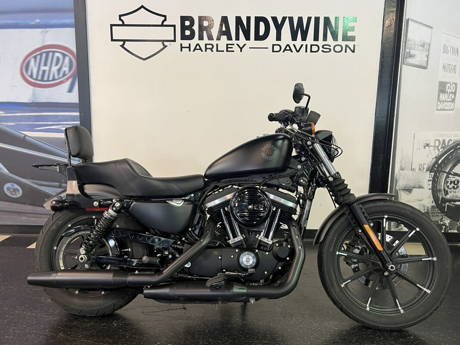 2022 Harley-Davidson Iron 883 Black Denim XL883N