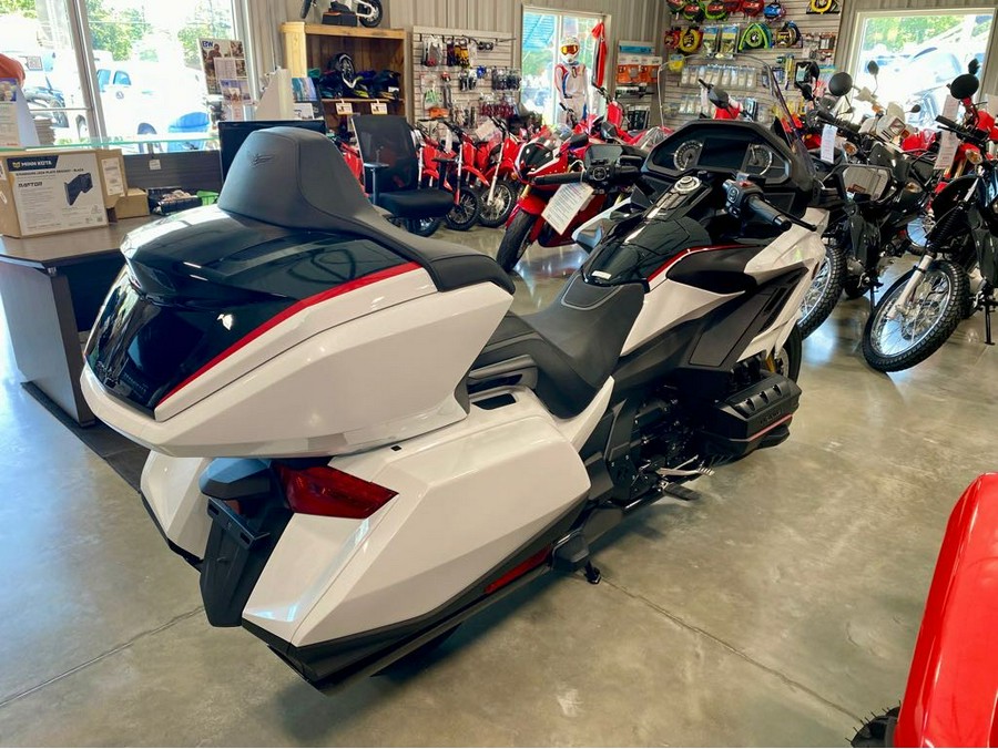 2024 Honda GOLDWING TOUR