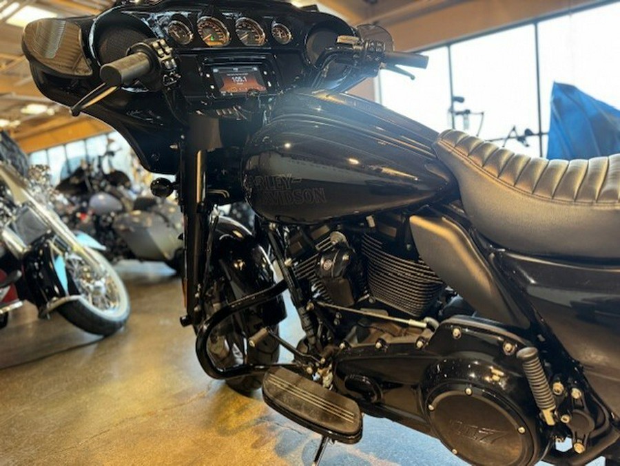 2022 Harley Davidson Street Glide™ FLHX