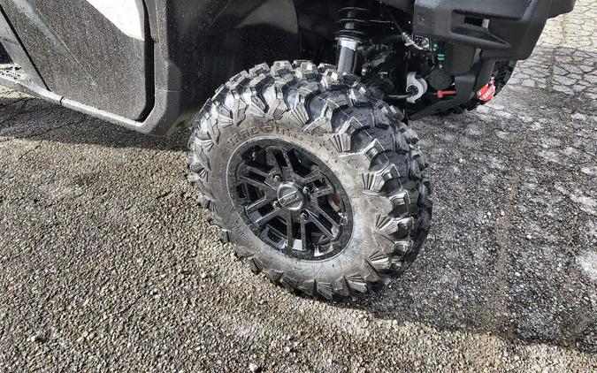 2026 Can-Am® Defender Limited HD11