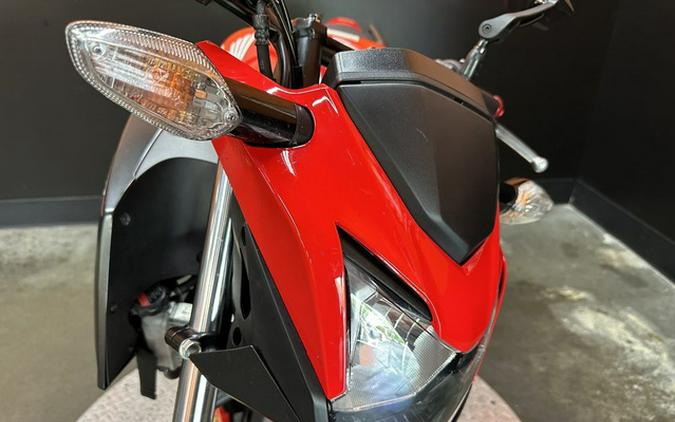 2015 Honda CB 300F