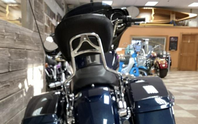 2016 Harley-Davidson® Street Glide® Special Custom Colour Cosmic Blue Pearl