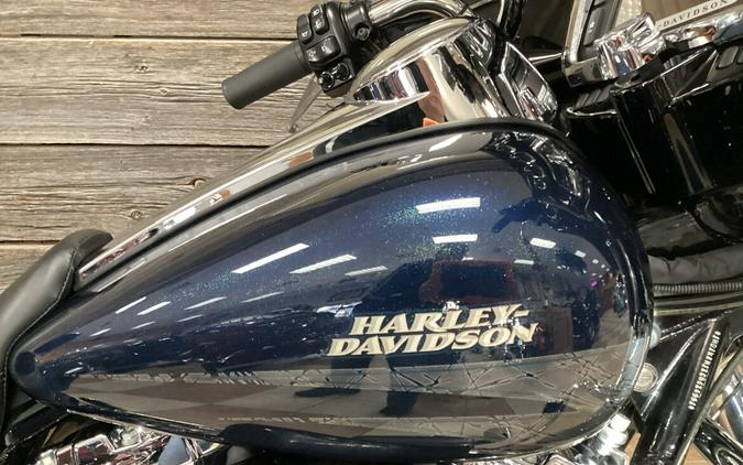 2016 Harley-Davidson® Street Glide® Special Custom Colour Cosmic Blue Pearl