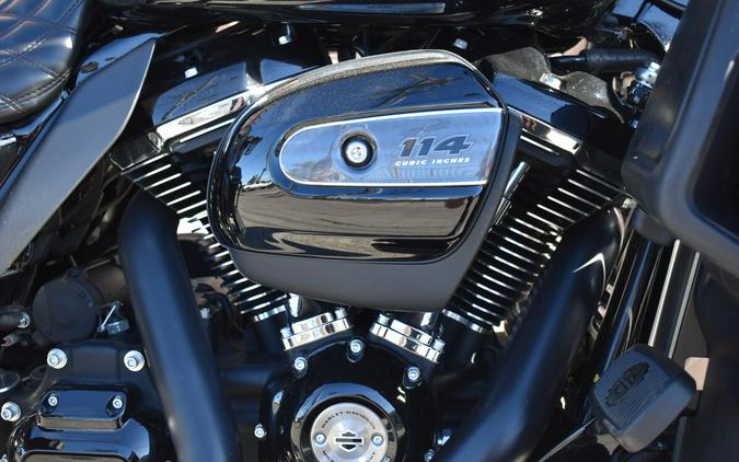 2023 Harley-Davidson® Ultra Limited FLHTK