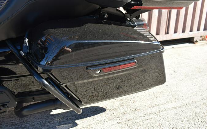 2023 Harley-Davidson® Ultra Limited FLHTK