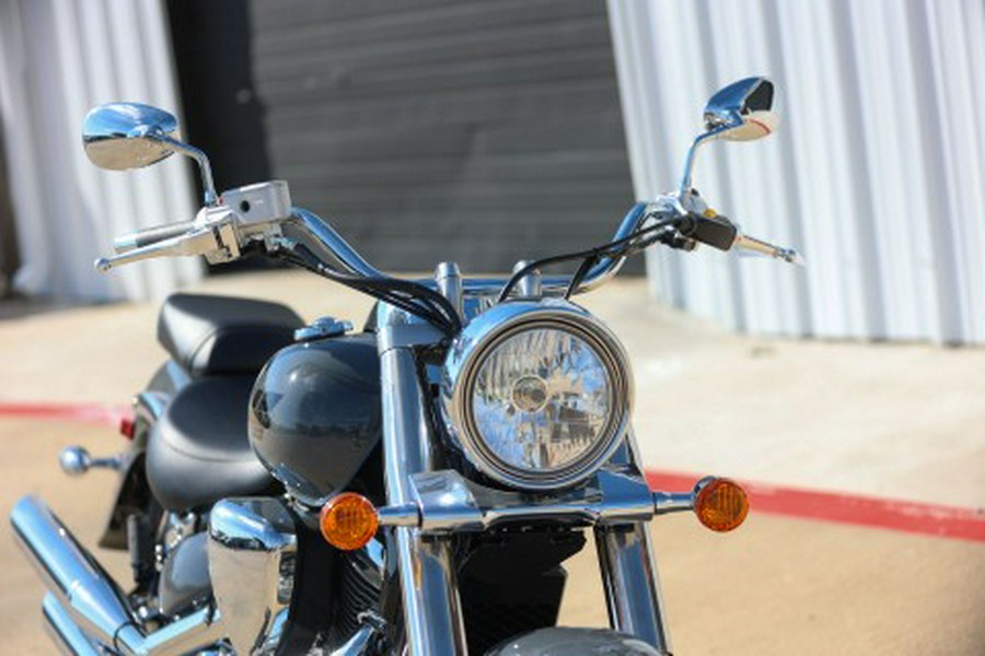 2025 Suzuki Boulevard C50