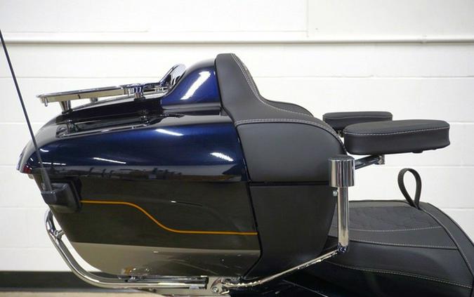 2025 Indian Roadmaster Elite Springfield Blue Candy