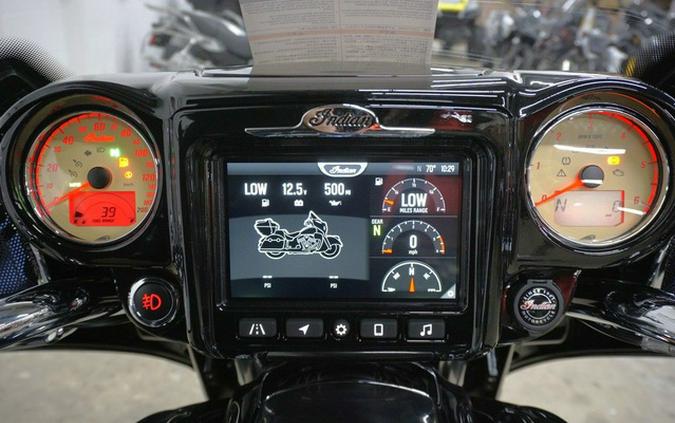 2025 Indian Roadmaster Elite Springfield Blue Candy