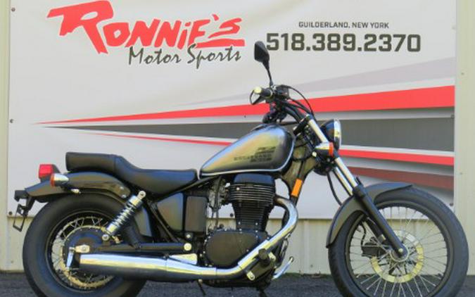 2019 Suzuki Boulevard S40