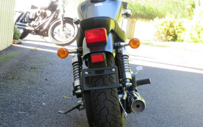 2019 Suzuki Boulevard S40