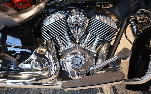 2014 Indian Motorcycle® Chieftain™ Thunder Black