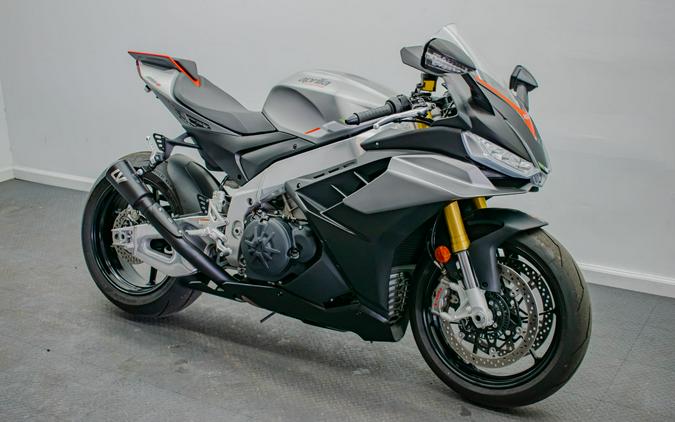 2022 Aprilia RSV4 1100