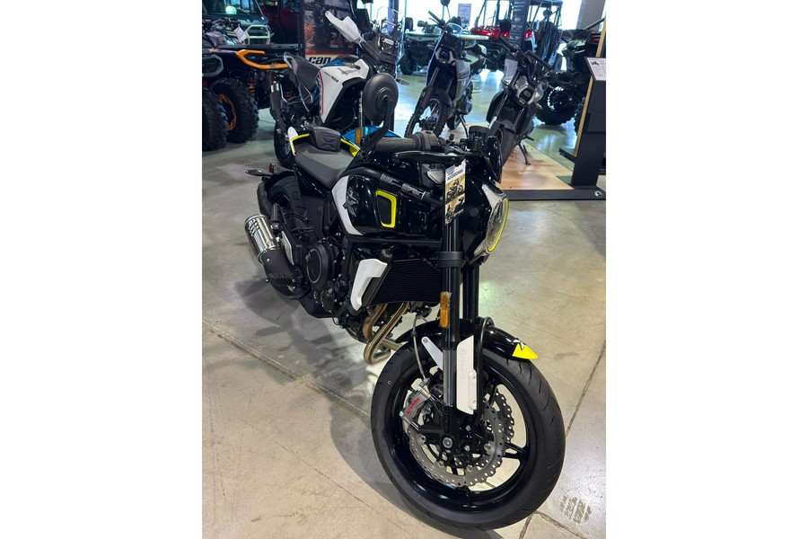 2024 CFMOTO 700CL-X SPORT