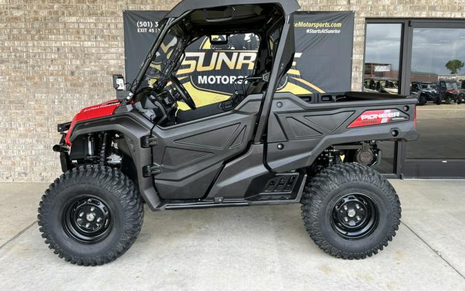 2024 Honda Pioneer 1000