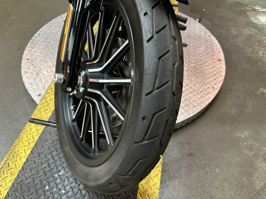 2014 Harley-Davidson XL883N - Sportster Iron 883