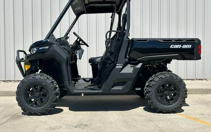 2024 Can-Am Defender XT HD10