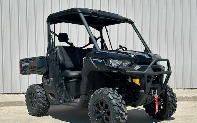 2024 Can-Am Defender XT HD10